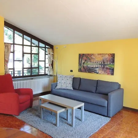 Semesterbostad Casa Oldrina Castelletto sopra Ticino